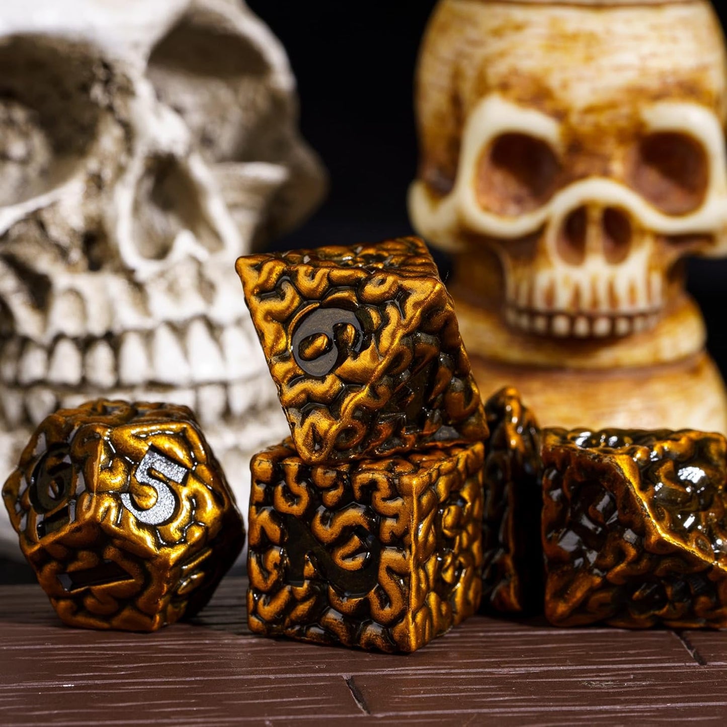 7 Pcs Metal DND Dice Set, Brain Design Metal Dice, D&D Polyhedral Dice Set with Skull Dice Bag, for Role Playing Game D&D Dice Pathfinder (Antique Gold)