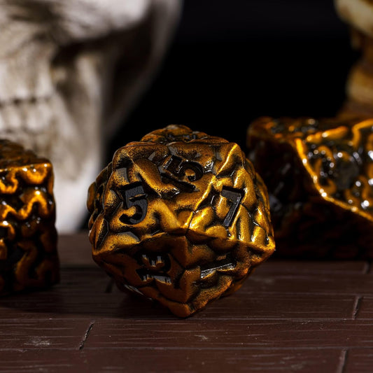 7 Pcs Metal DND Dice Set, Brain Design Metal Dice, D&D Polyhedral Dice Set with Skull Dice Bag, for Role Playing Game D&D Dice Pathfinder (Antique Gold)